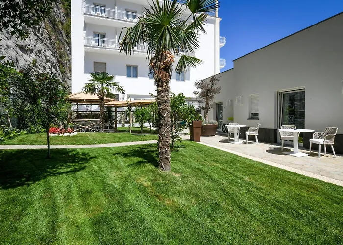 My Exclusive Italy - Beachfront & Private Sea Access Villa Sorrento