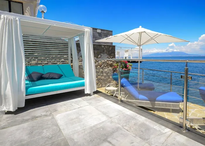 My Exclusive Italy - Beachfront & Private Sea Access Villa *