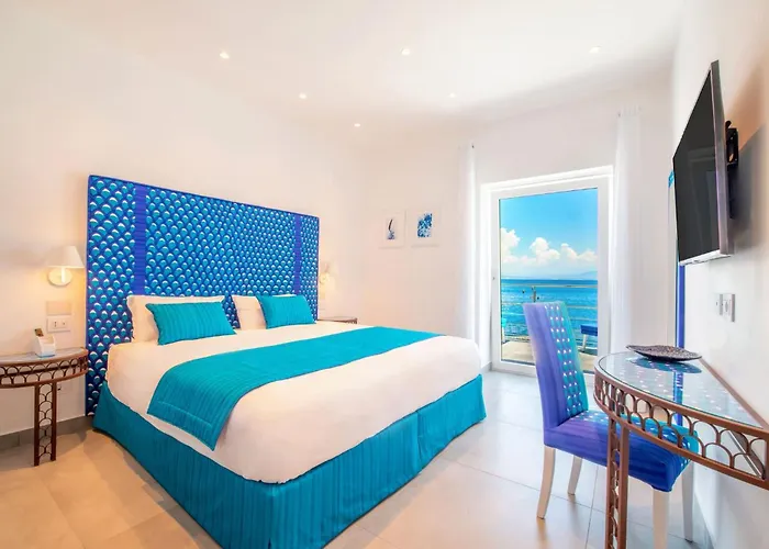 My Exclusive Italy - Beachfront & Private Sea Access Villa *