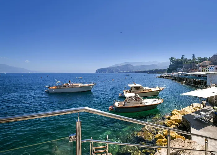 My Exclusive Italy - Beachfront & Private Sea Access Villa *