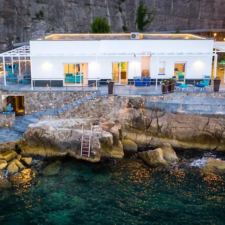 My Exclusive Italy - Beachfront & Private Sea Access Sorrento