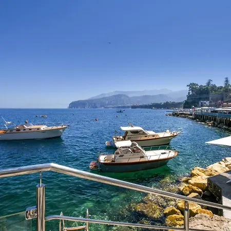 My Exclusive Italy - Beachfront & Private Sea Access Willa *